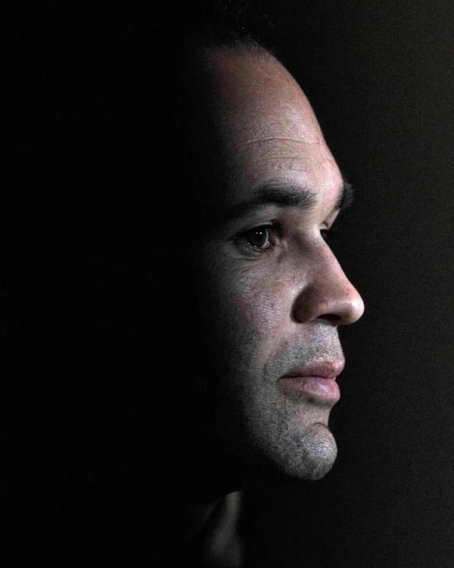 1729840705113030844.jpg 1729840295907.jpg